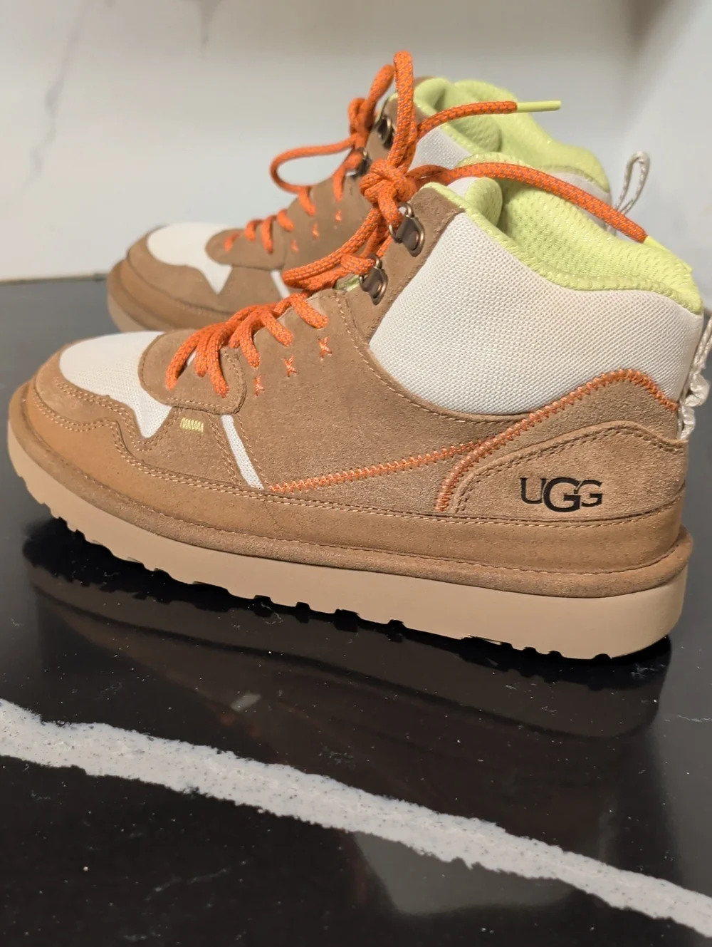UGG® Women's Highland Heritage Sneakers Size 9 Used Great MSRP $120